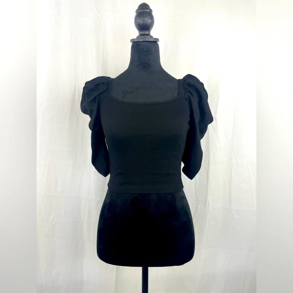 NWT Fabonics Square Neck Elbow Puff Sleeve Cropped Ribbed Top Black